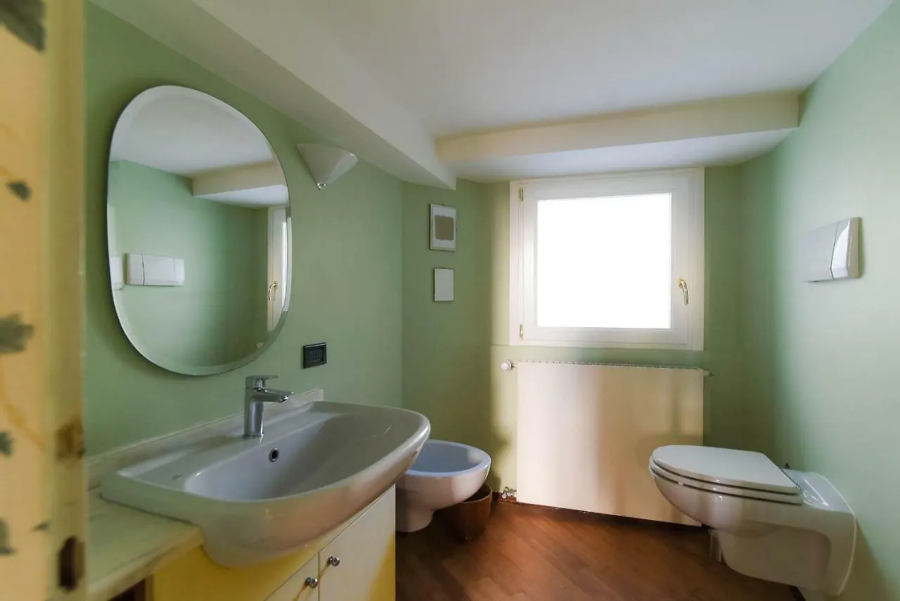 Via Natta 15 - The House Of Travelers Villa Como 0*,  Italy